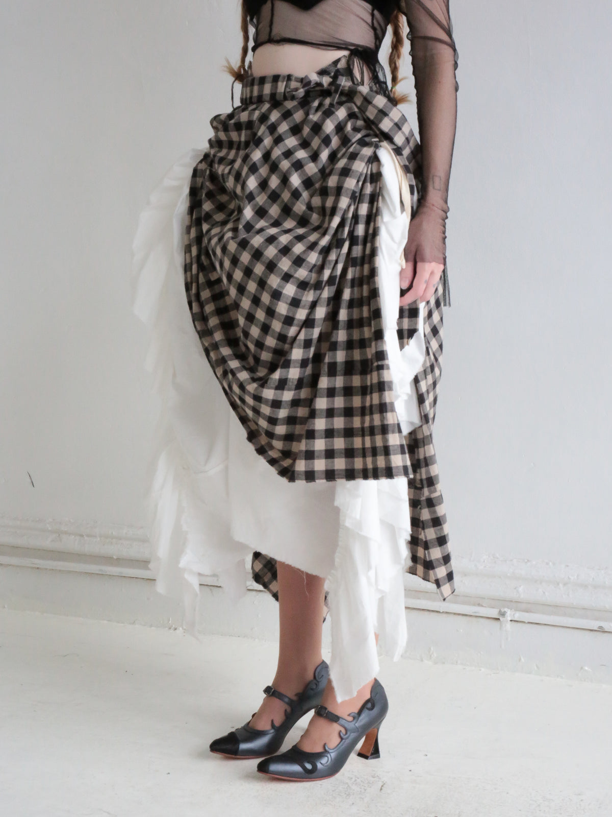 DOUBLE LAYERED GODET SKIRT checked white