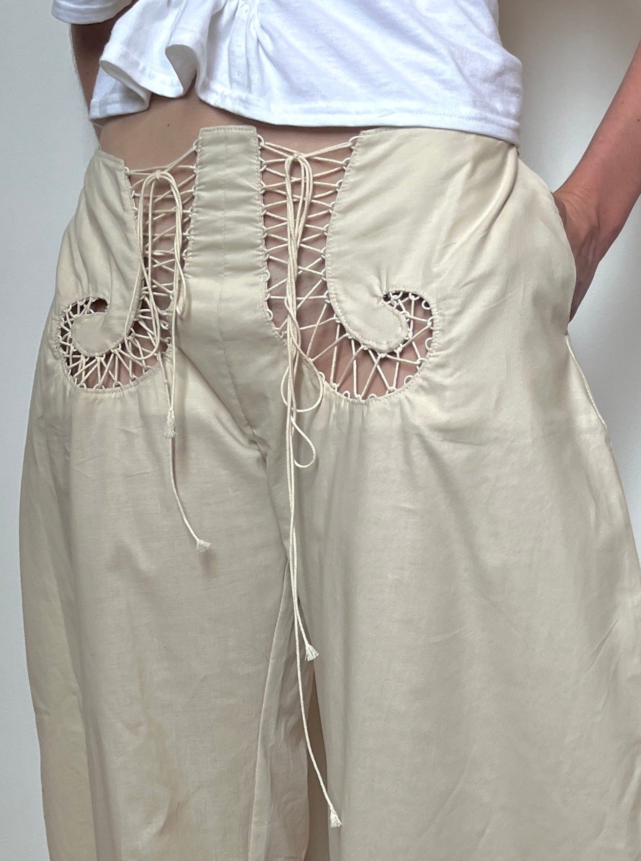 COTTON CIRCLE LEGS
