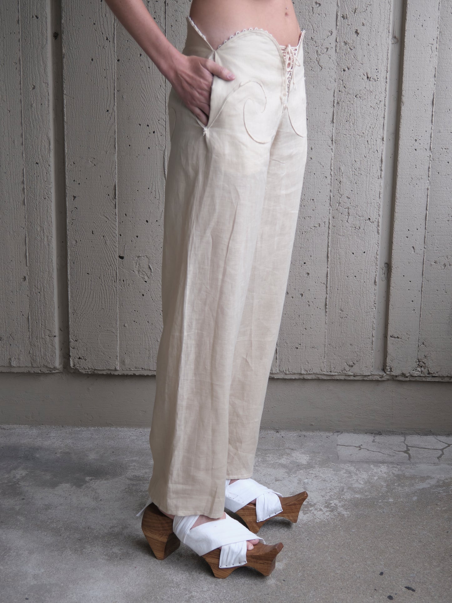 LINEN SPIRAL TROUSER