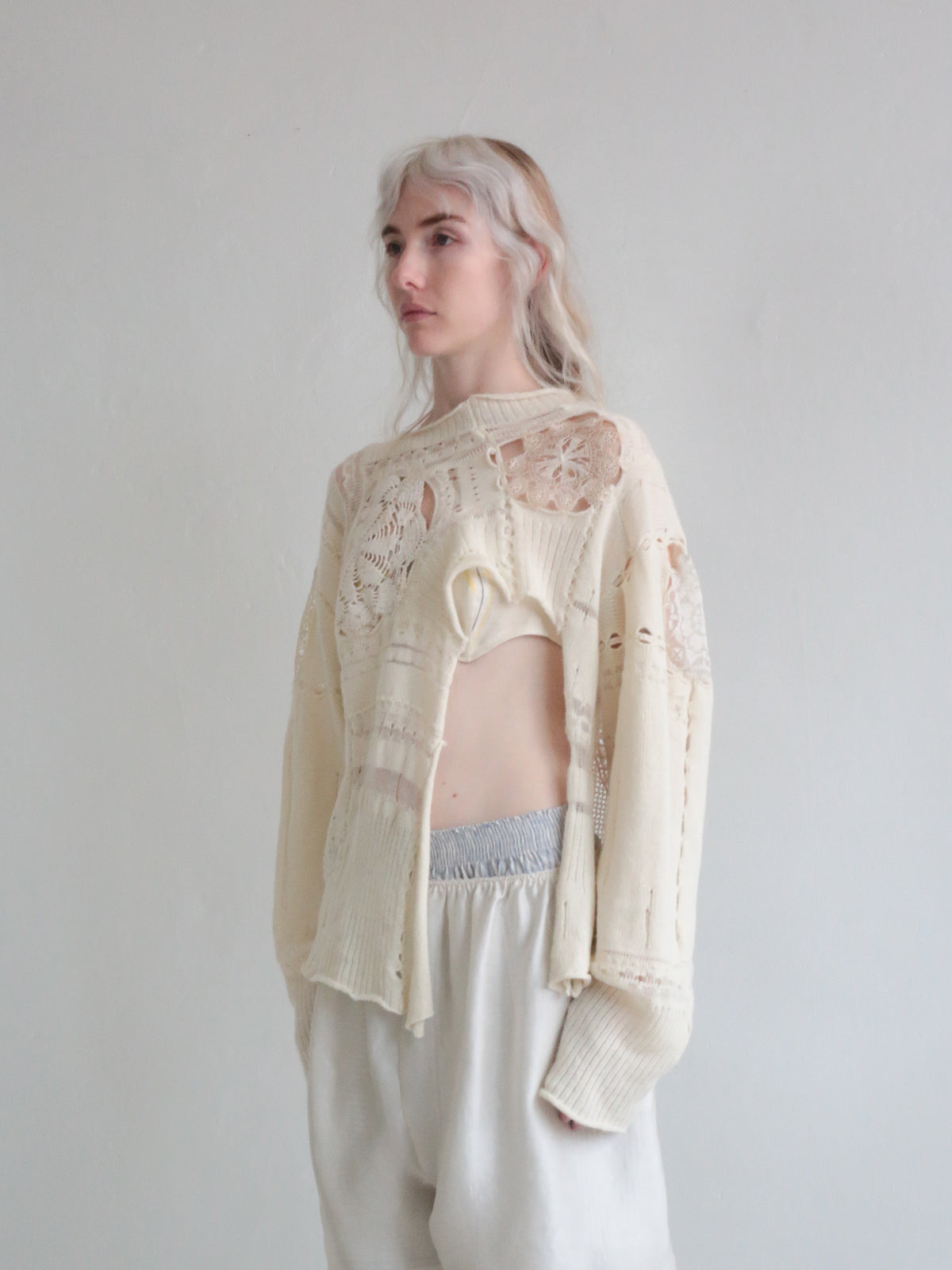 DOILIES SWEATER