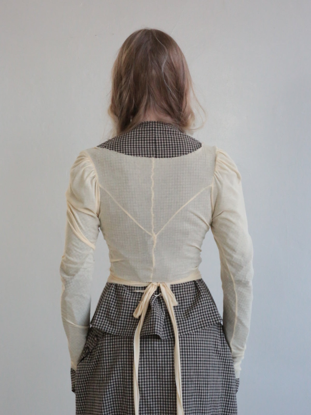 BALLET WRAP TOP sand