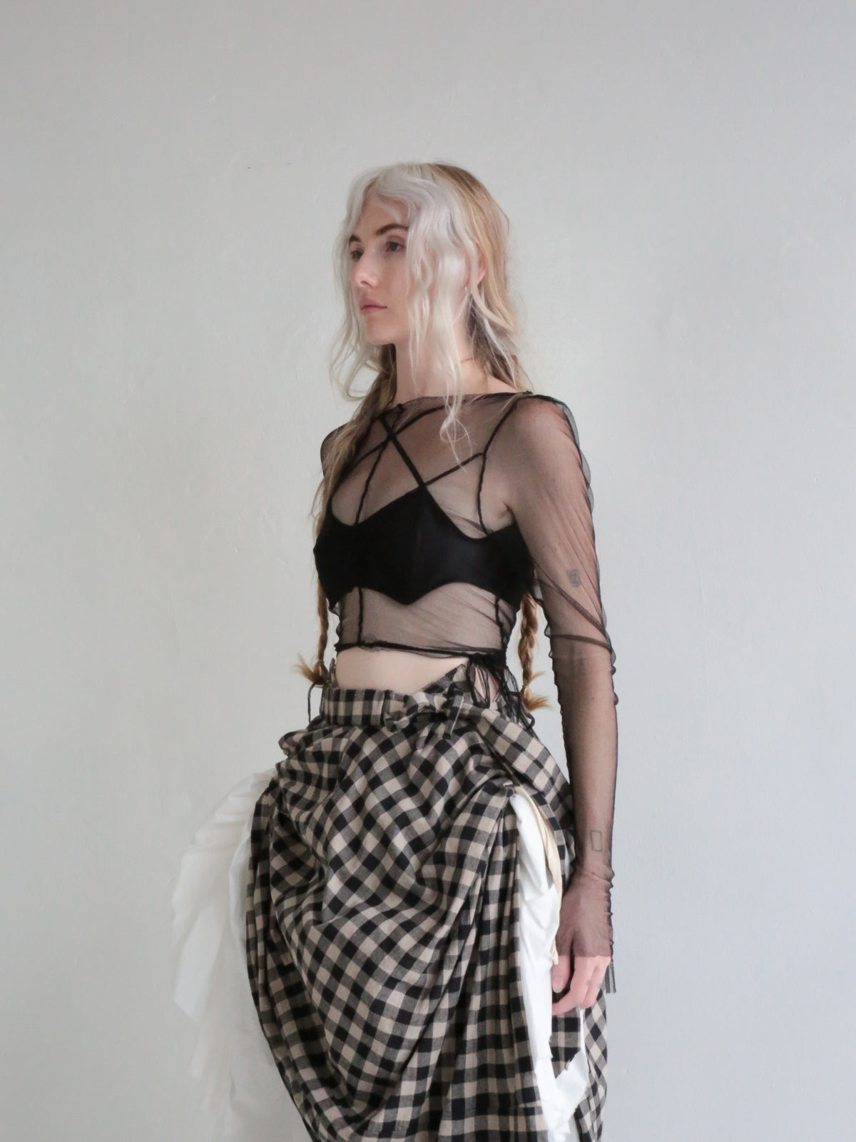 BALLET WRAP TOP black mesh