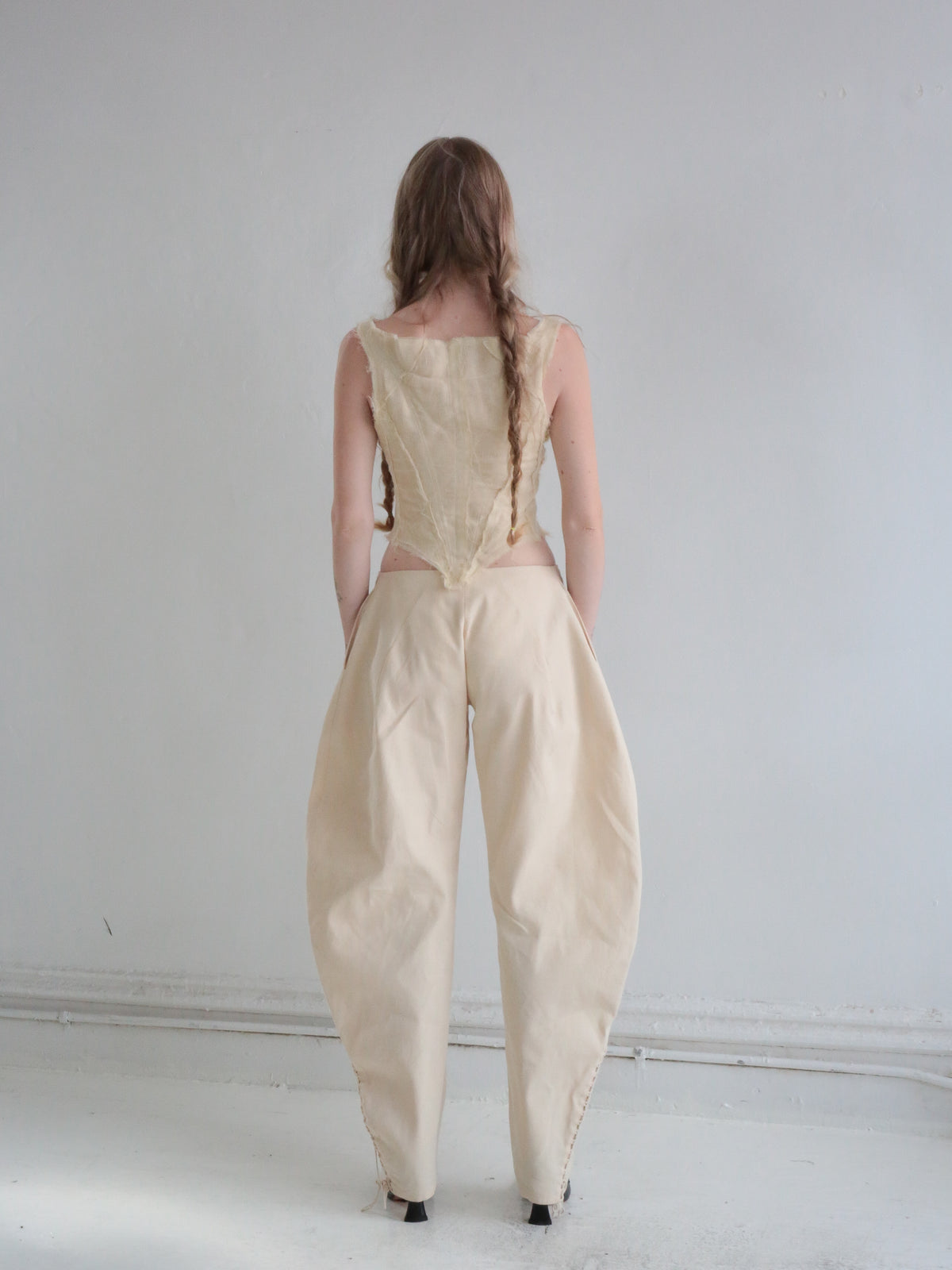 CIRCLE LEGS natural