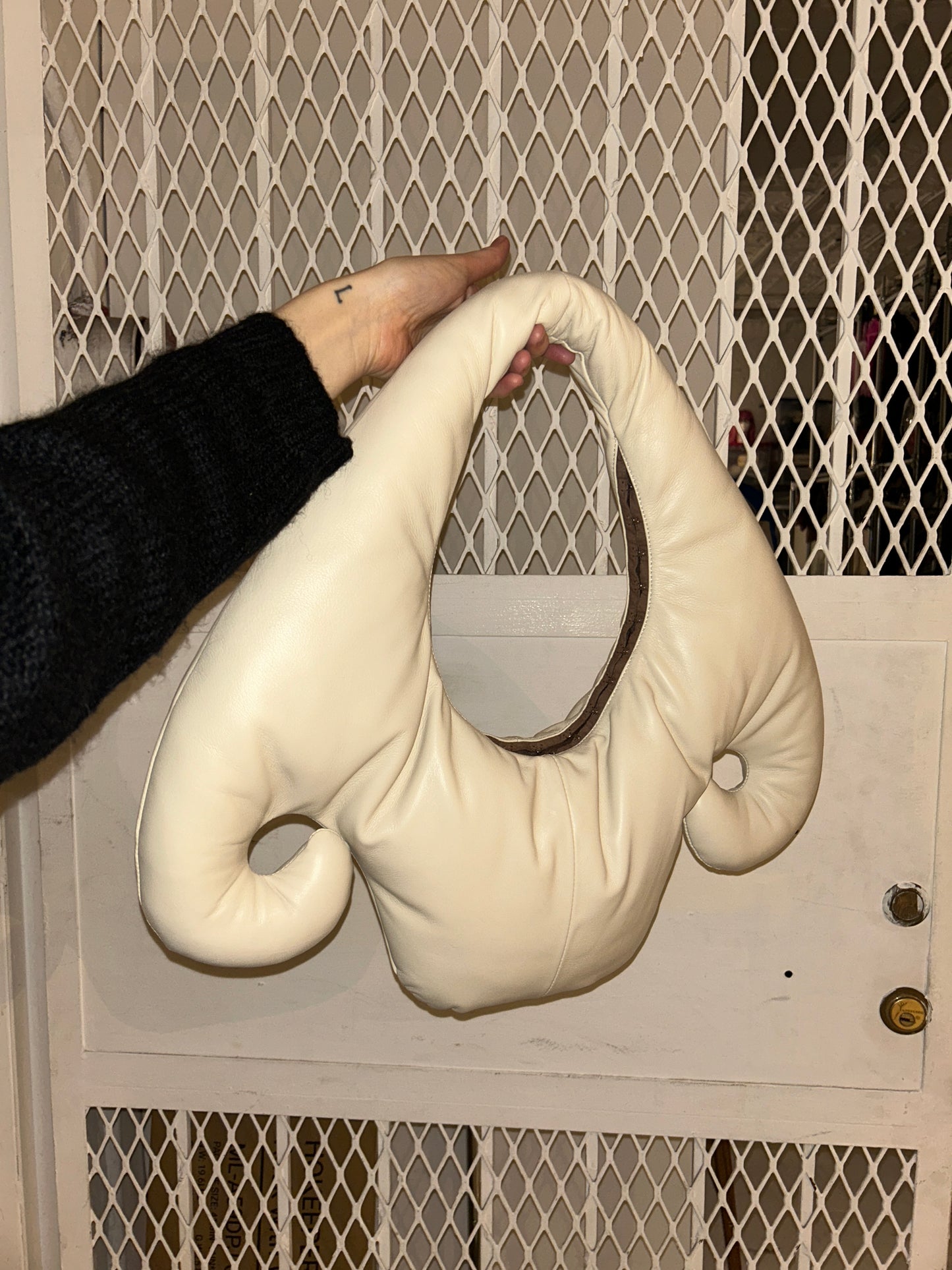 DOUBLE SPIRAL BAG / black leather