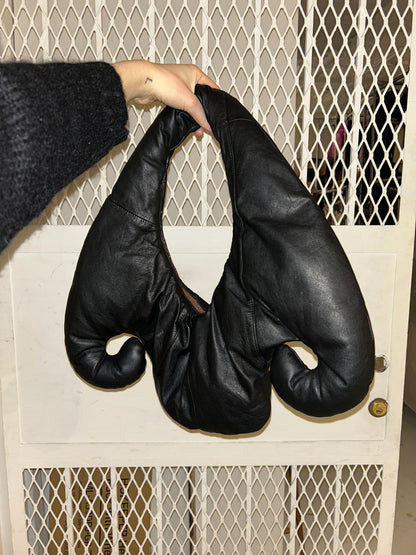 DOUBLE SPIRAL BAG / black leather