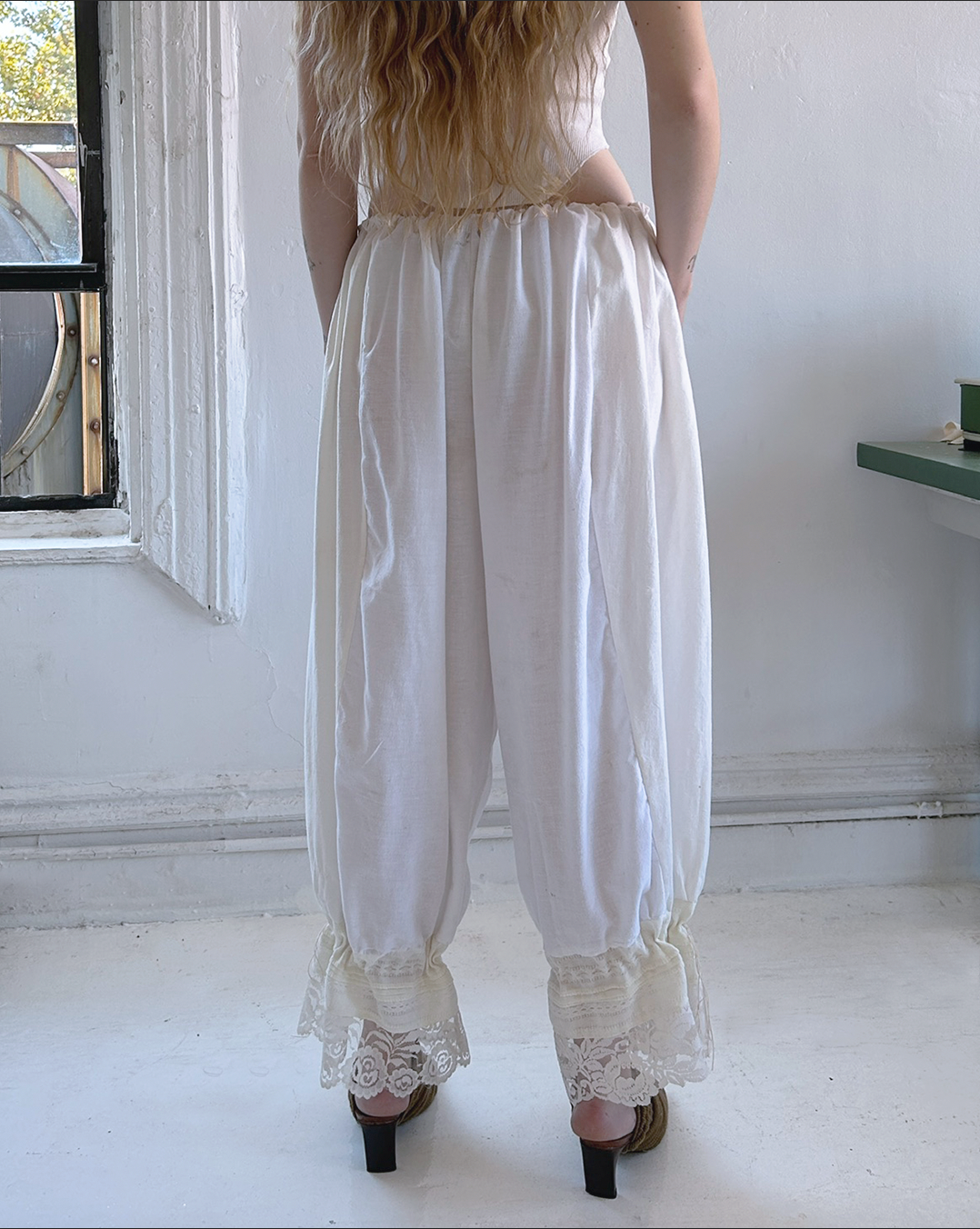 FEEDSACK BLOOMERS