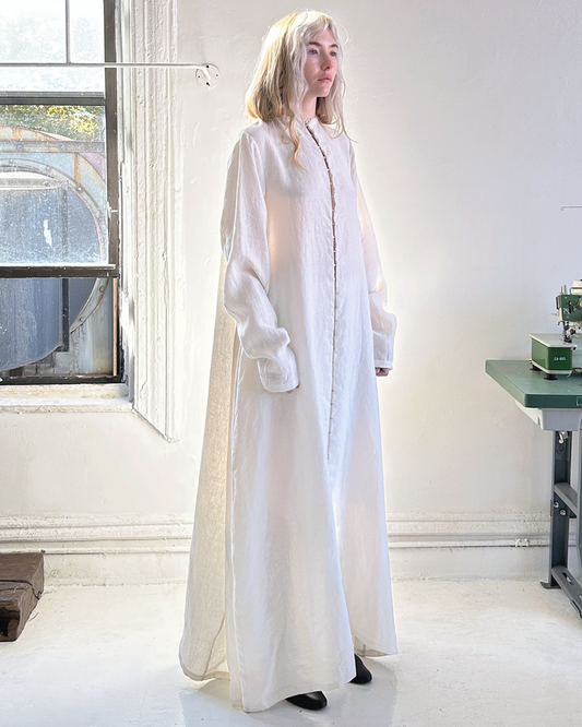 DRESSING GOWN / linen