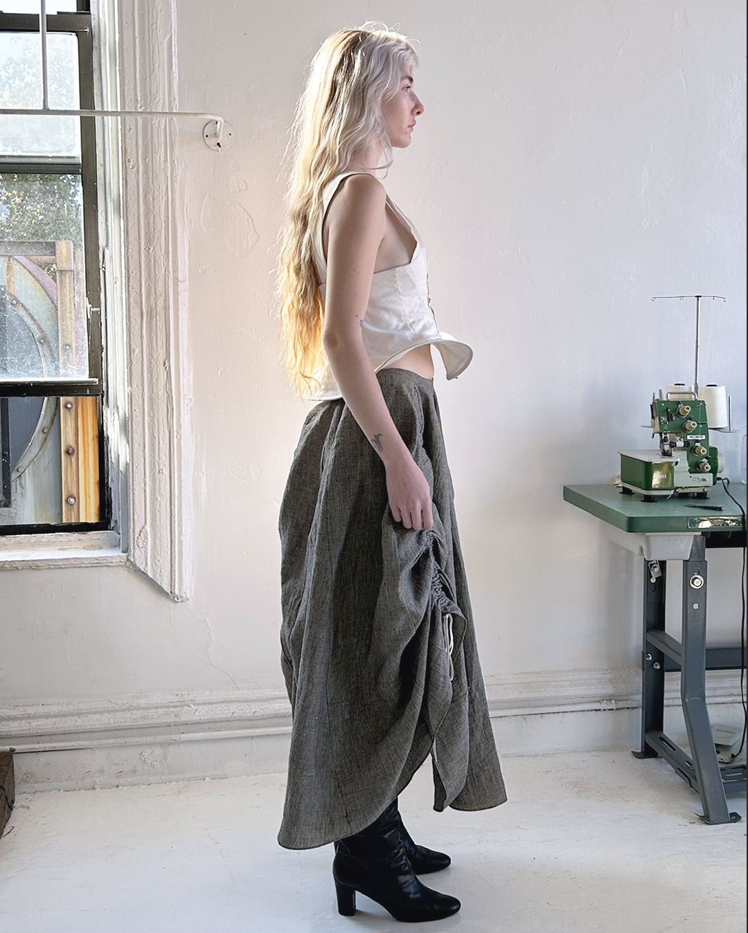 GODET SKIRT / houndstooth linen