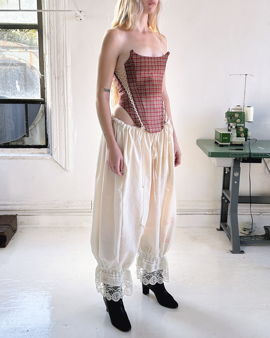 STOMACHER / plaid curtain