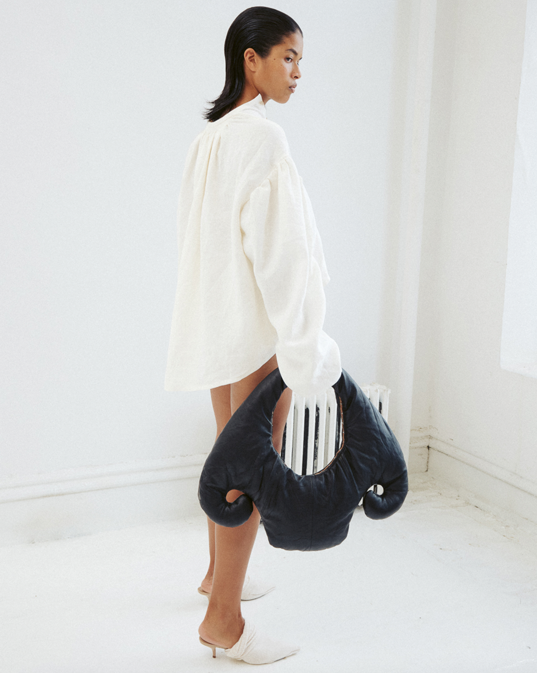 DOUBLE SPIRAL BAG / black leather