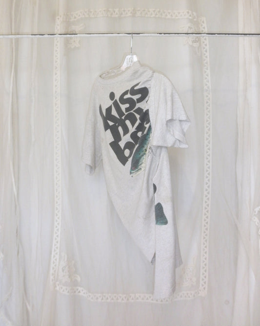 kiss my bass tee