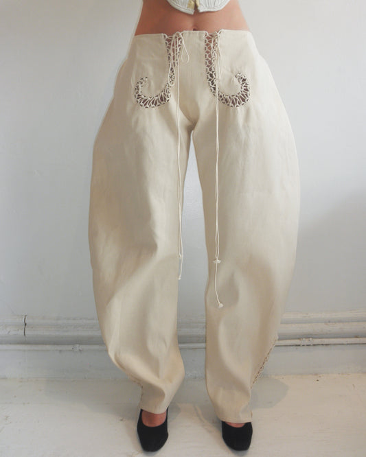 circle legs