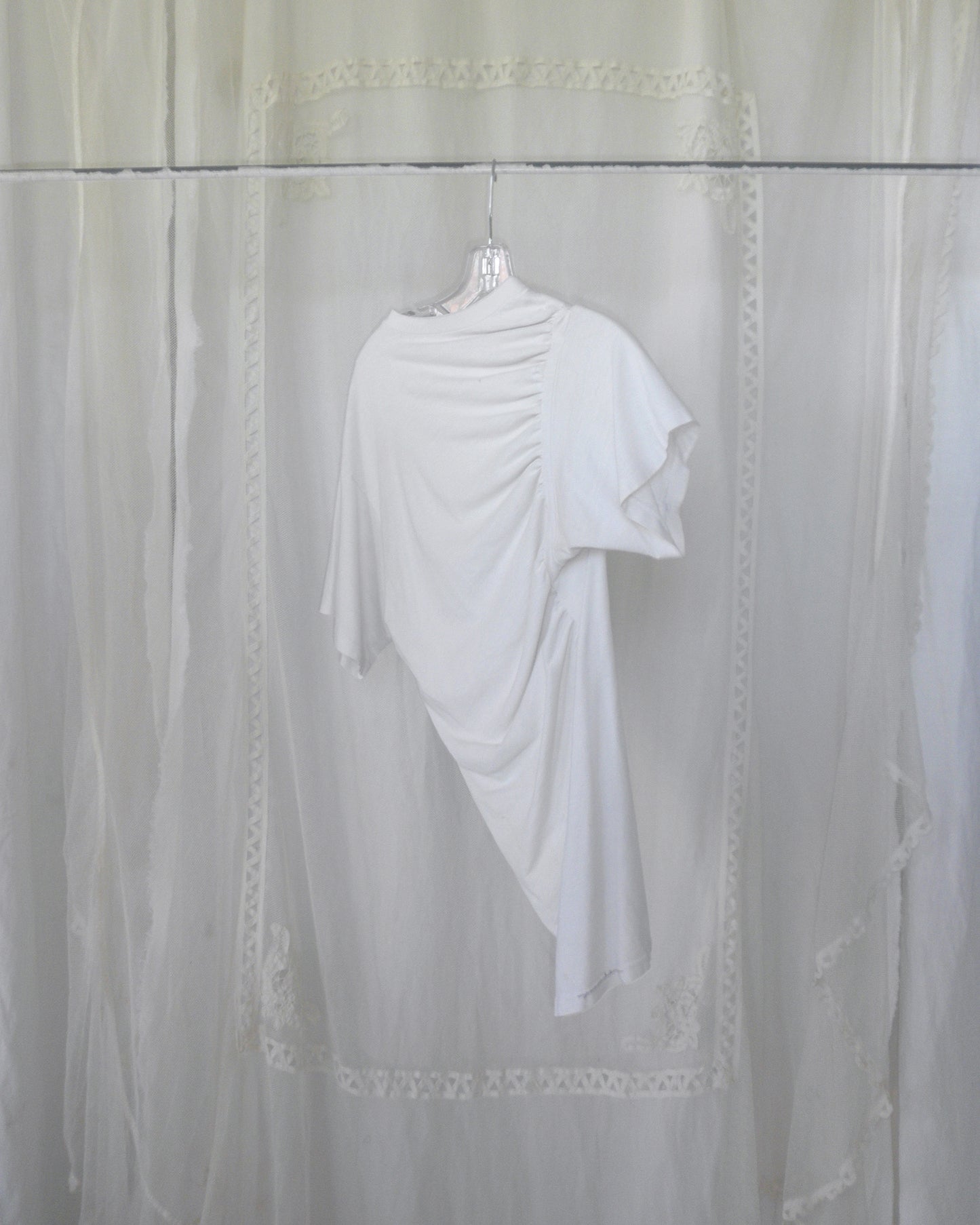 cream half tee