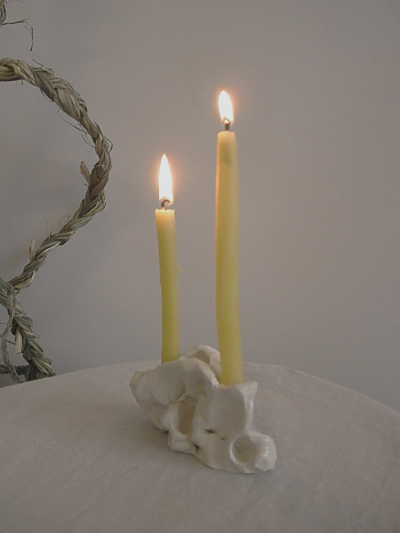 secure attachments porcelain candelabra